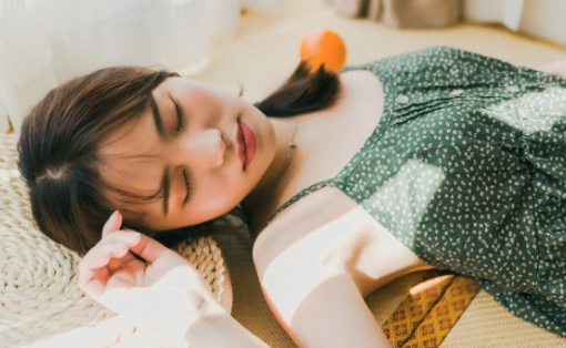 丑颜相机(轻颜相机)