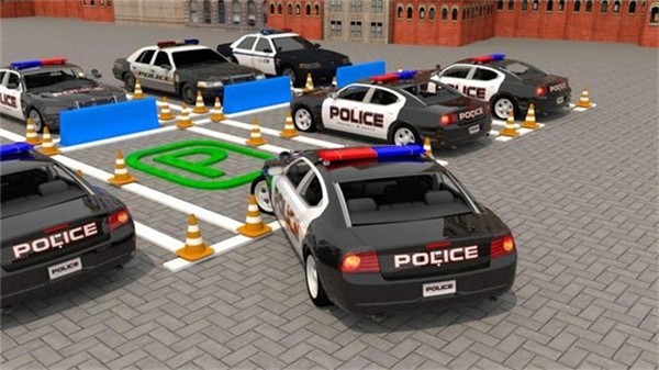 真实警车停车场3D