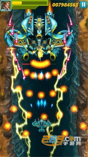天空猛禽太空侵略者(Sky Raptor)无限金币钻石版v2.0.7安卓版